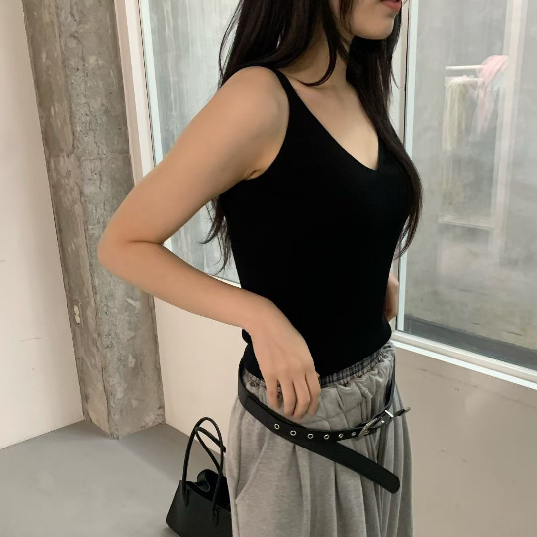 百搭色系V領彈力螺紋背心上衣 / 4色