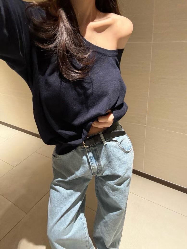 慵懶氣息可拉露肩造型柔軟棉質上衣 / 5色