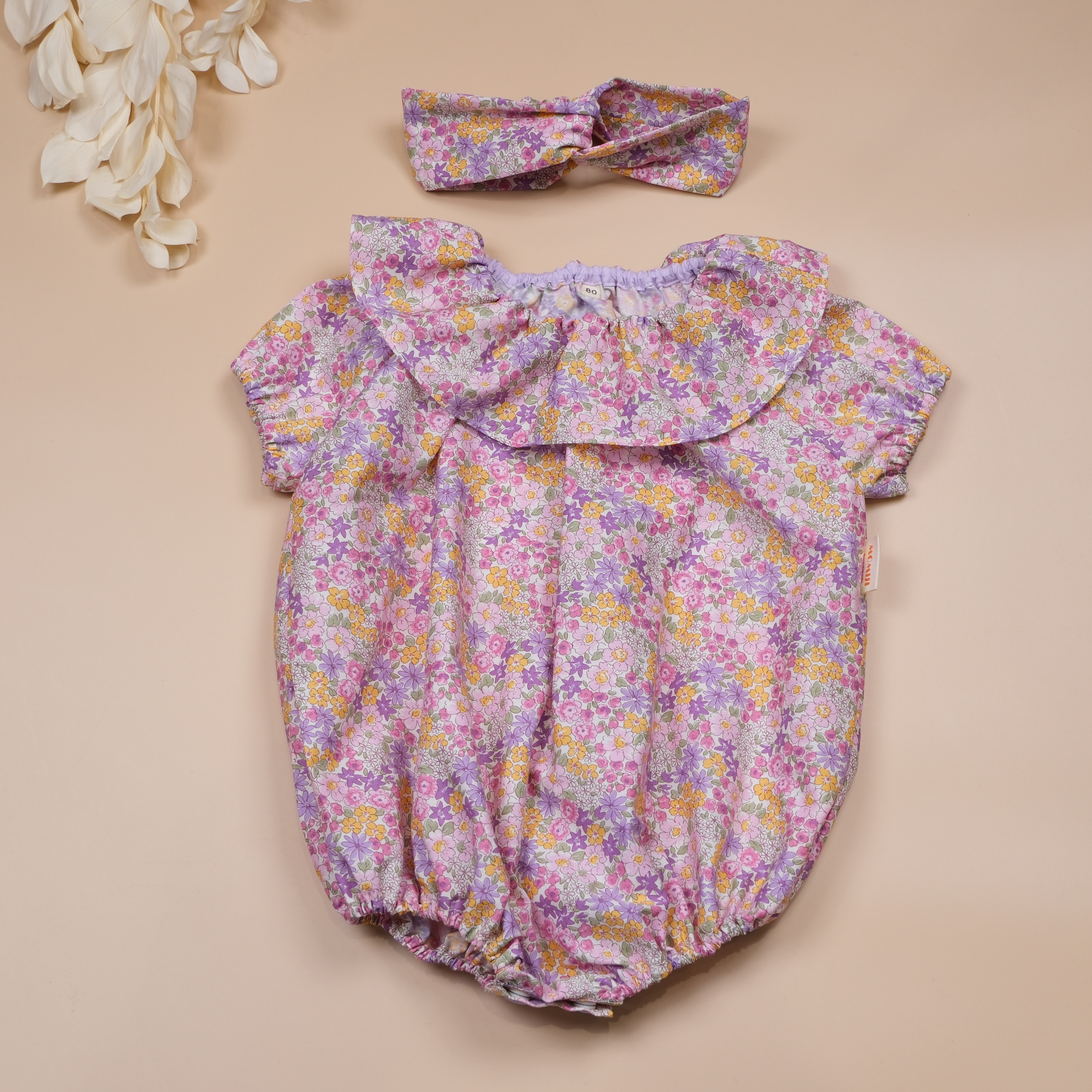 花邊咚咚系列 ❉ 粉紅紫色小花 ❉ 大領片連身包屁衣