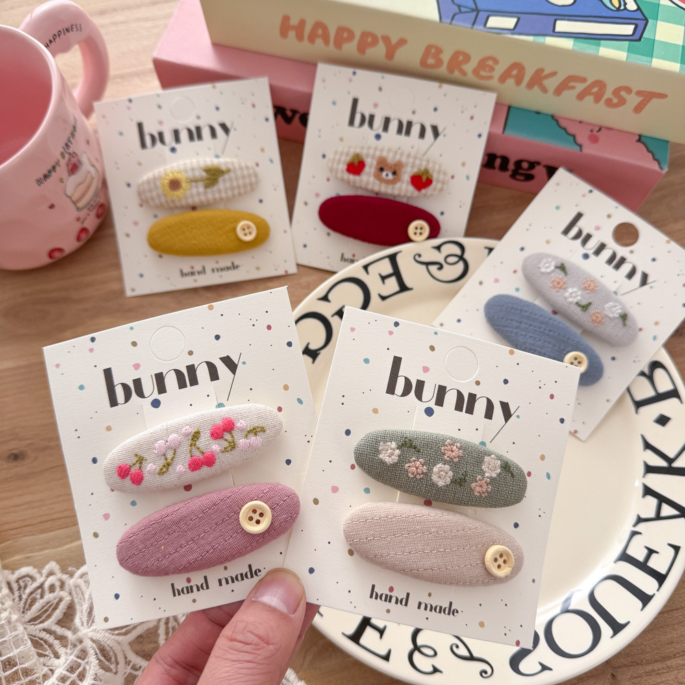 任選兩件$100【H0306】新款日系刺繡花朵鈕扣髮飾
