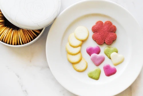 2026 賀年禮品 J.DEUX CERCLE Langue de Chat Quattro Heartine 四重心形曲奇鐵盒