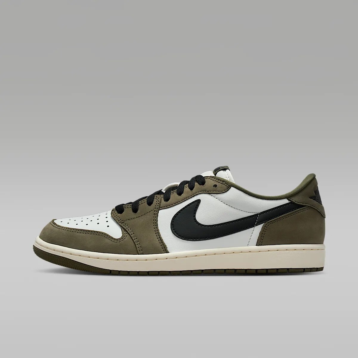 iSNEAKERS｜Air Jordan 1 Low OG ''Medium Olive'' 橄欖綠 白綠 奶油底 復古 麂皮 TS平替 倒鉤配色 HQ6998-200 HQ6999-200
