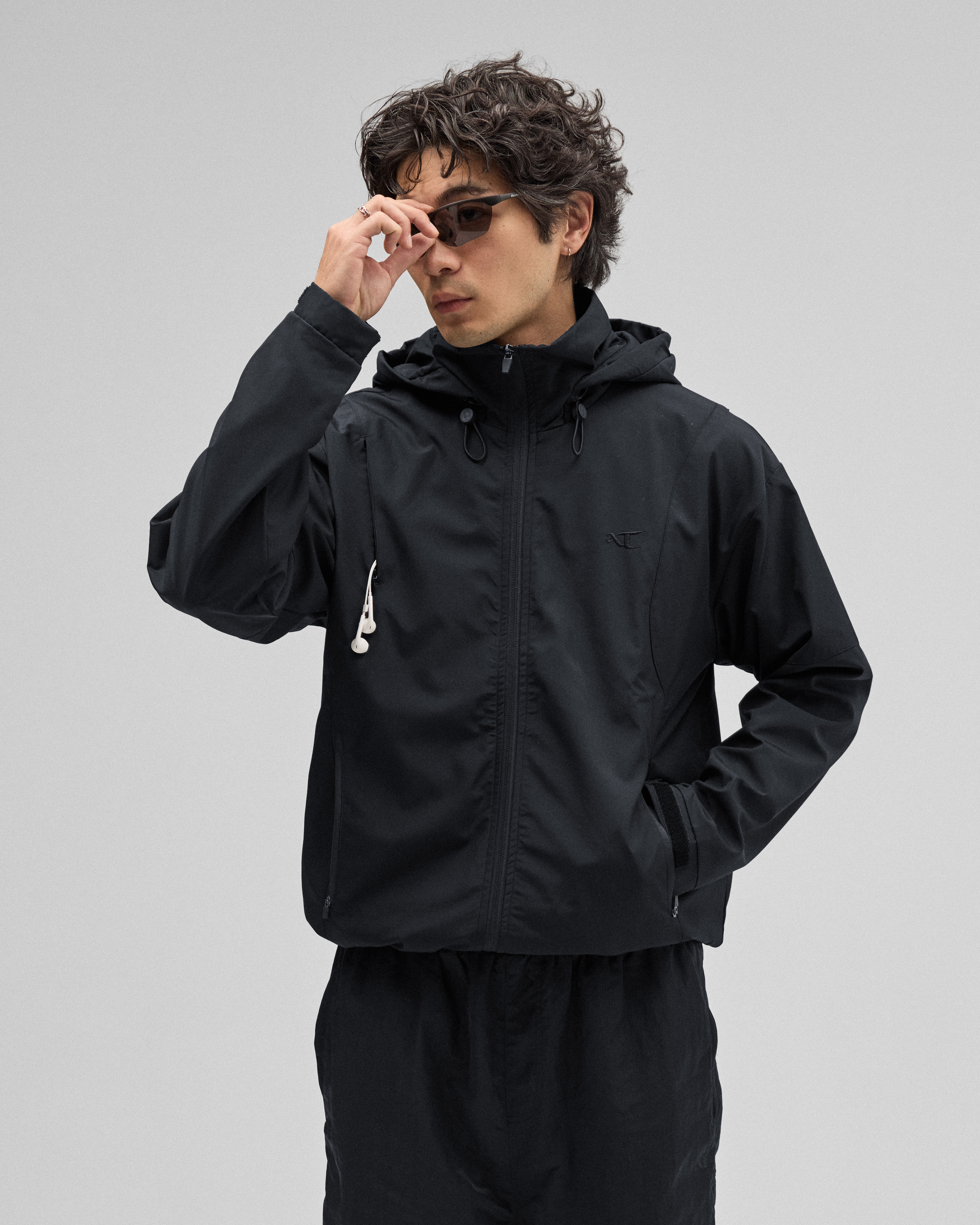 Anonymous Talking｜F25-J03 - Hooded Jacket (Black)
