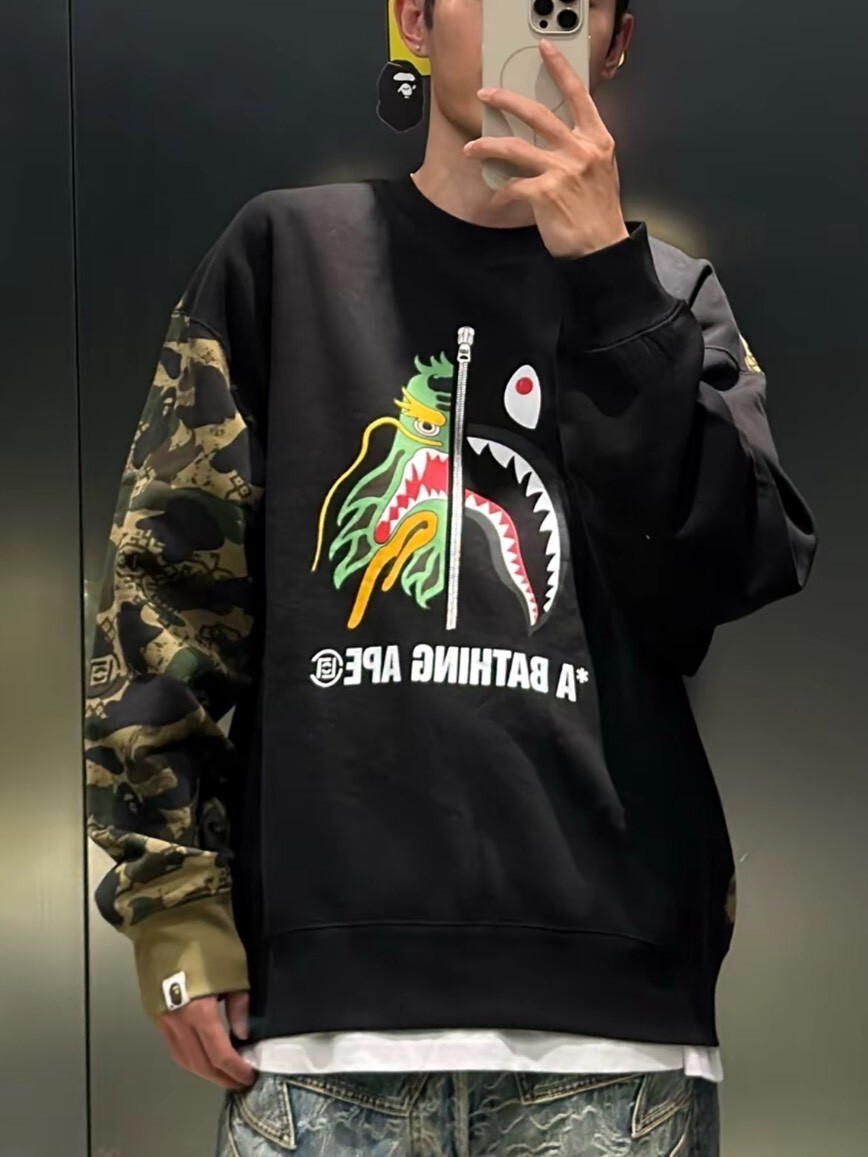 低於原價 BAPE x CLOT 絕版聯名款 鴛鴦鯊魚LOGO 黑迷彩衛衣