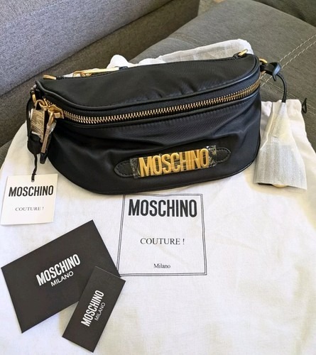 【預訂】AE013004 Moschino 尼龍腰包 (黑色)