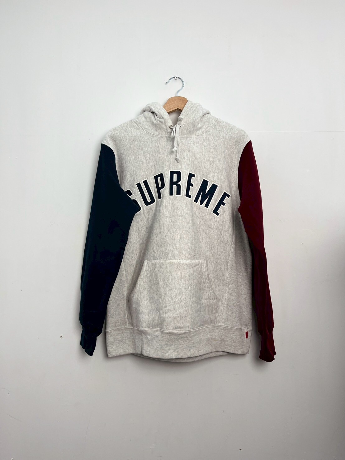 SUPREME Color Blocked Arc Logo Hoodie SIZE M