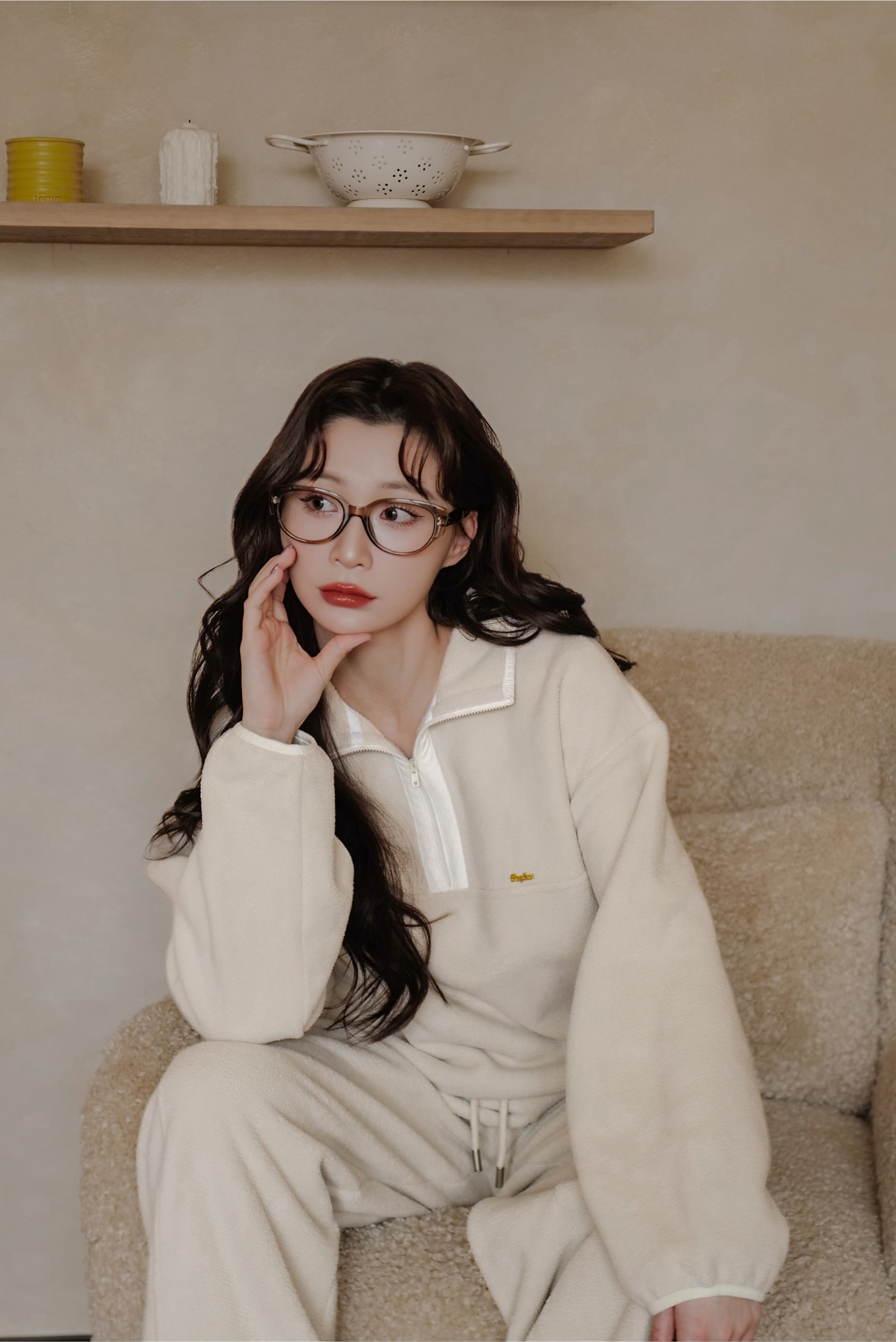 雲朵顆粒絨拉鍊大學T