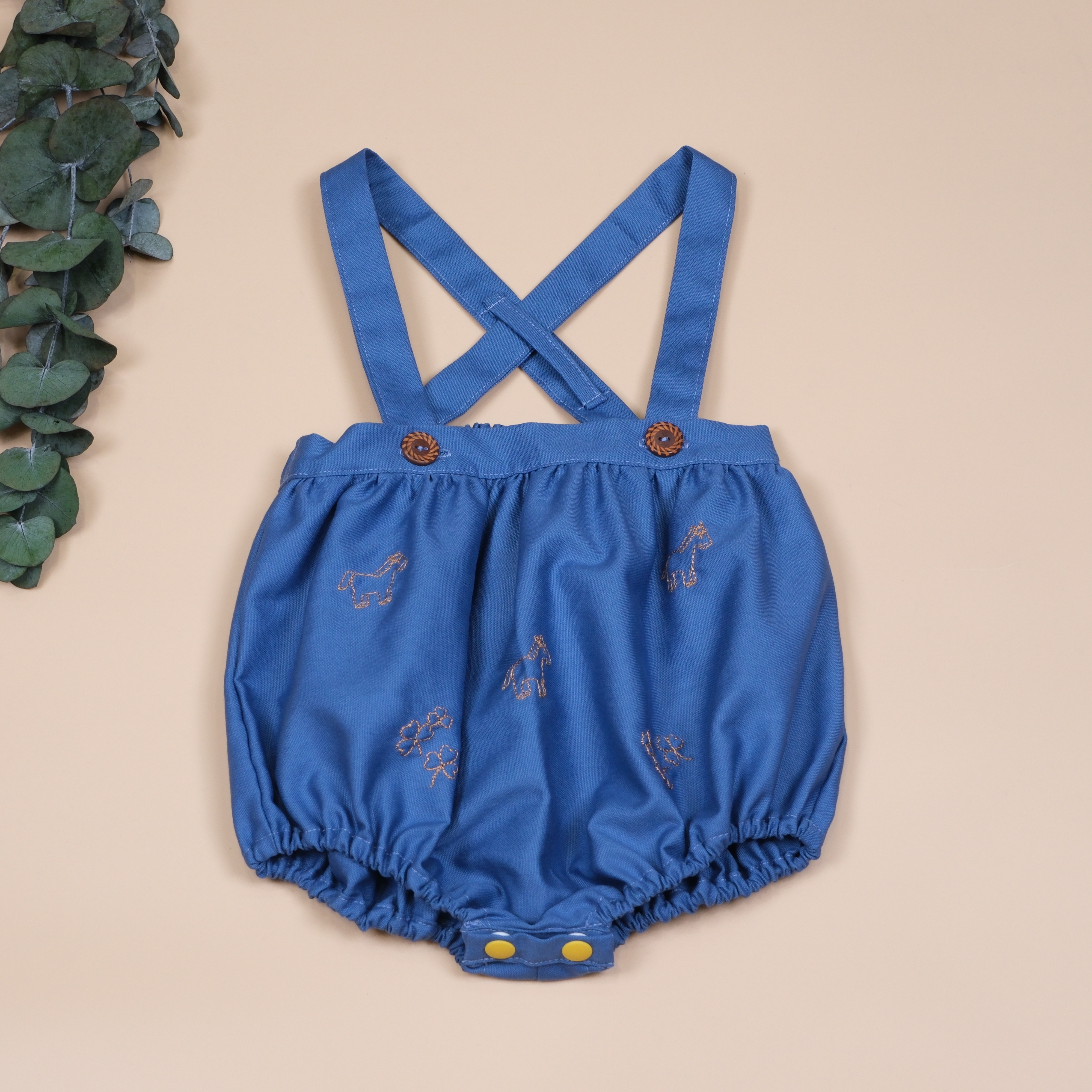 刺繡馬兒 ◈ 手作吊帶包屁衣 ◈ 霧藍