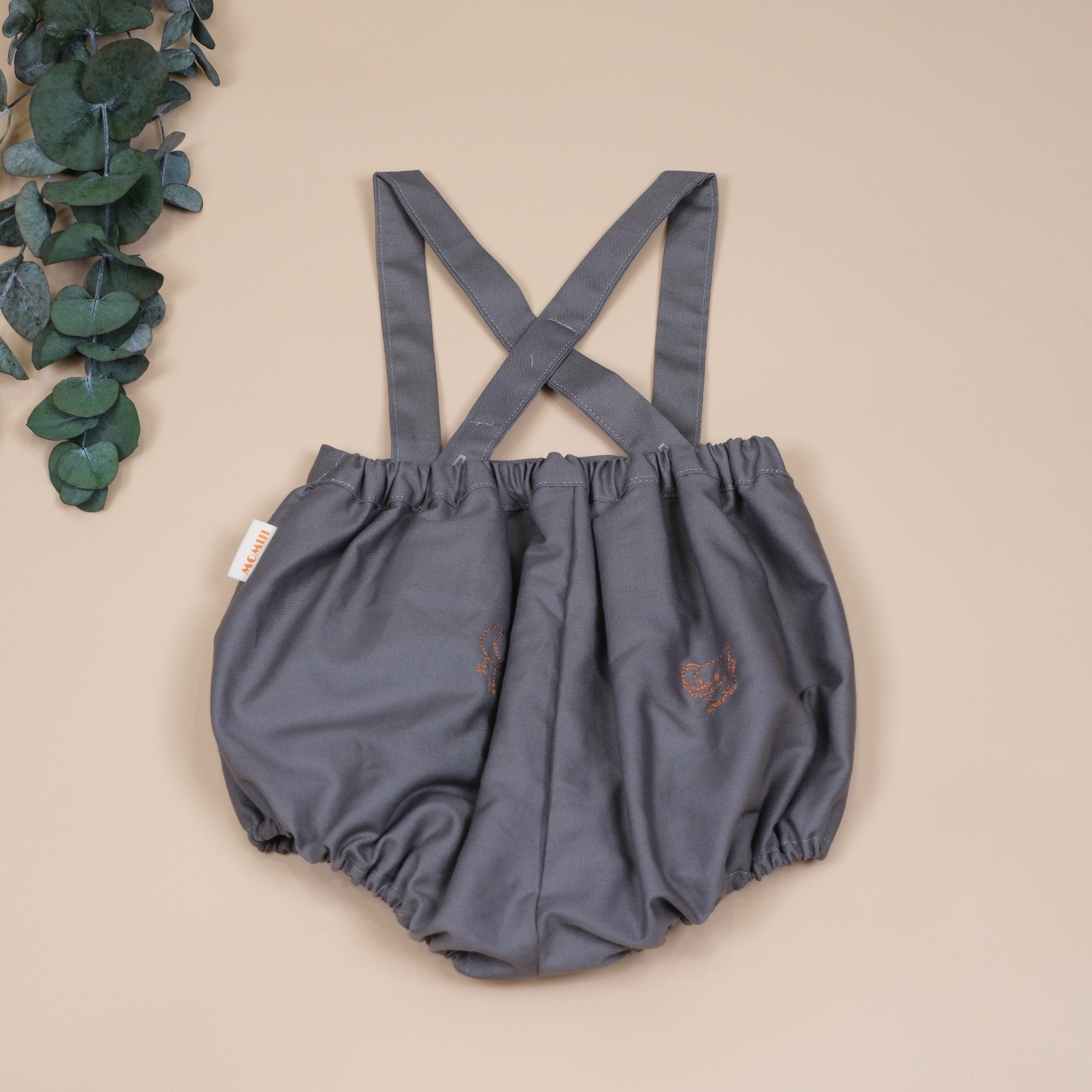 刺繡大象 ◈ 手作吊帶包屁衣 ◈ 雲灰