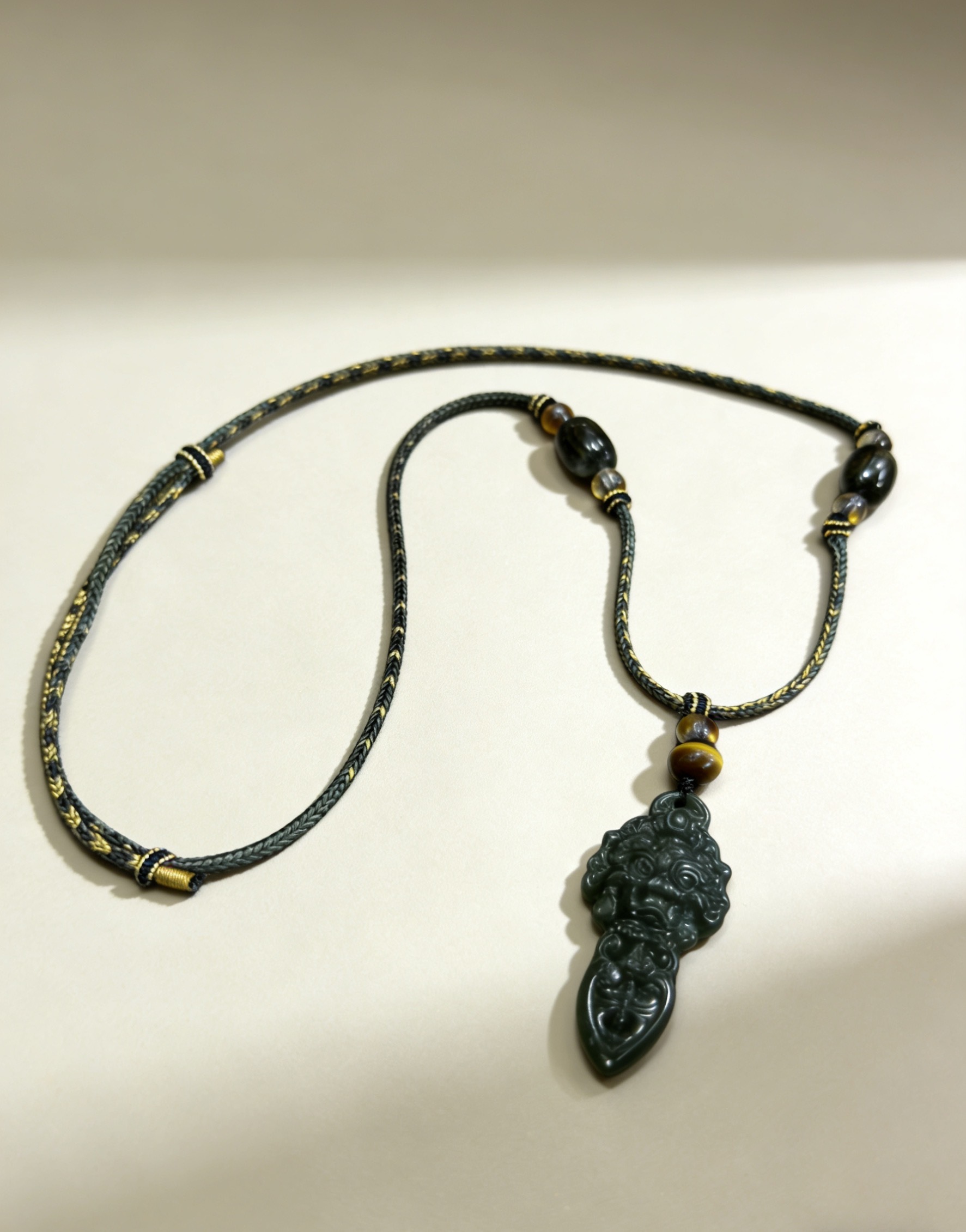 1 LZ1867 JIANG MO CHU NECKLACE