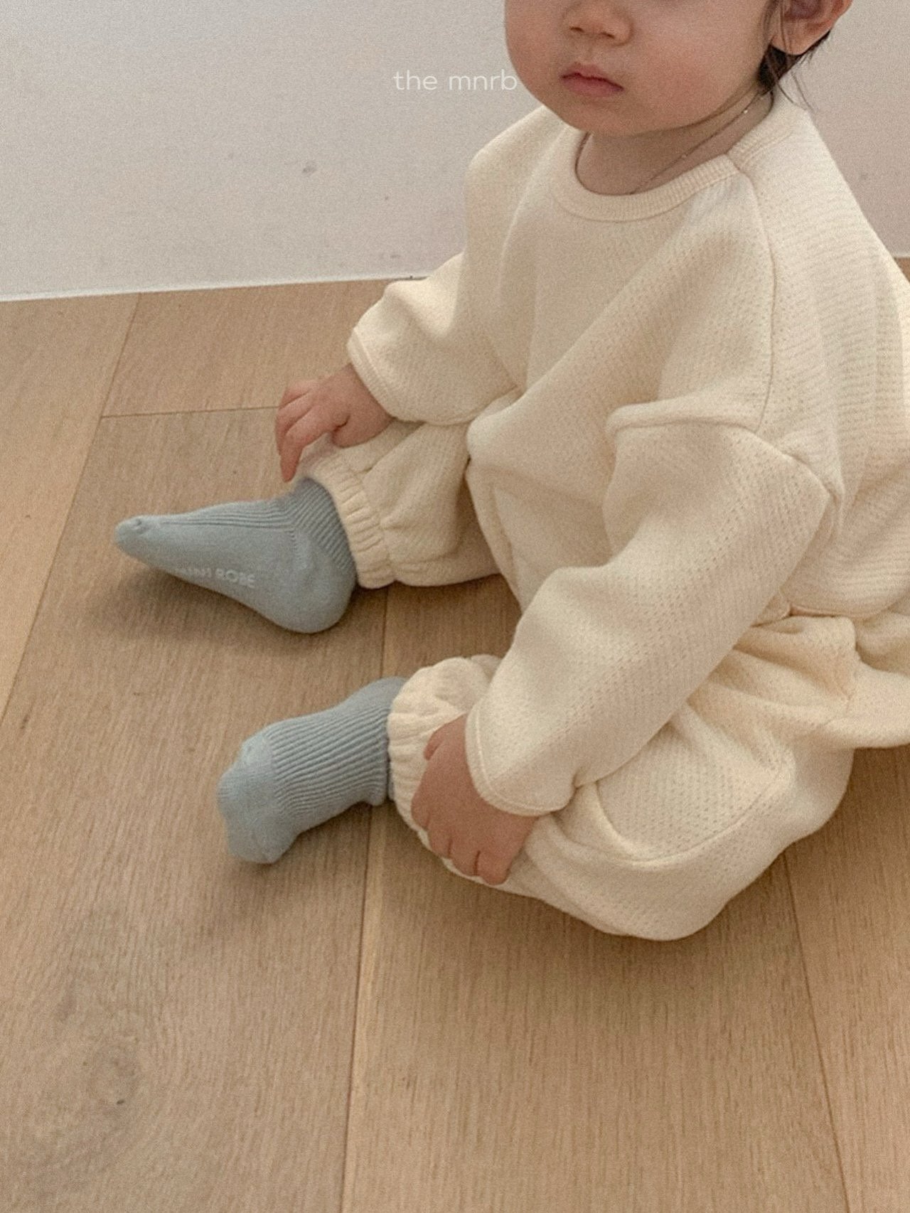 春天氣息的圓領上衣