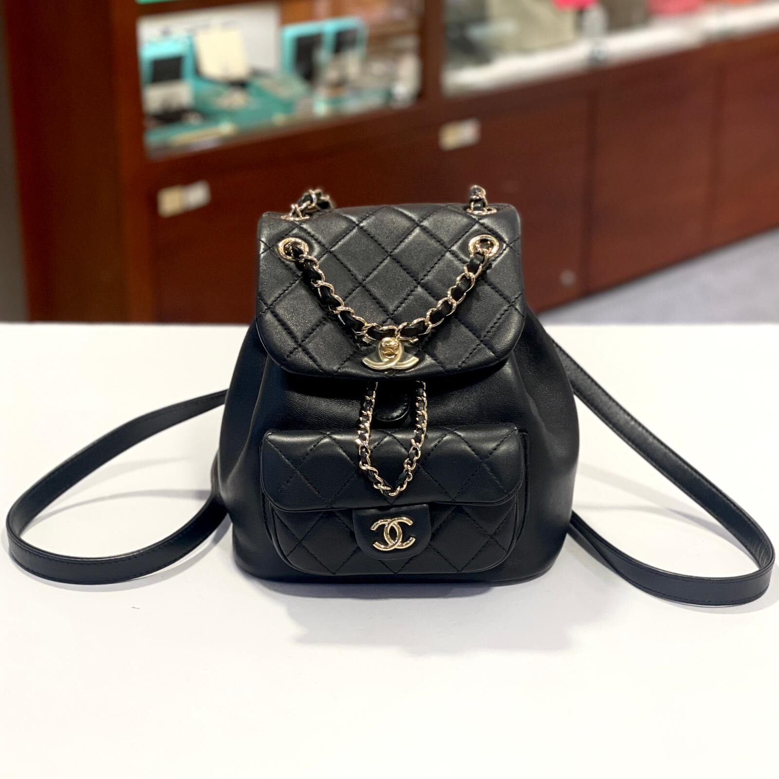 全新CHANEL BACK PACK DUMA SMALL AS2908 黑色羊皮淡金,晶片款 #BRAND NEW #香榭站正品