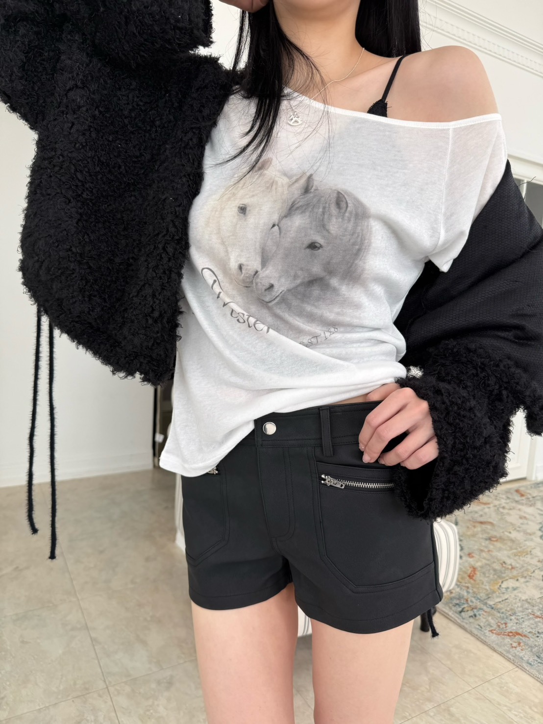 9.amez project   Gen Z Leather shorts 拉鍊皮革短褲（black)