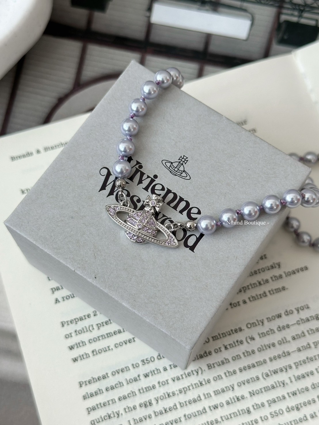 <好飾到✨> Vivienne Westwood Mini Bas Relief 夢幻紫星球珍珠項鍊