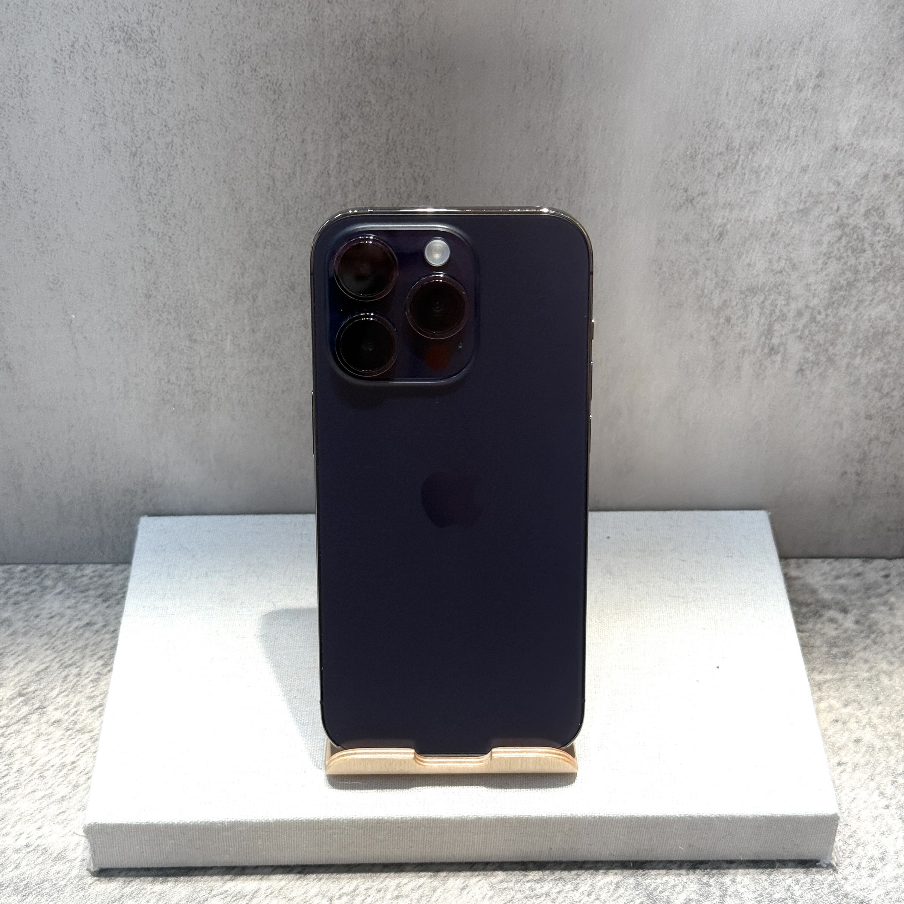 【二手】iPhone 14 Pro 256G ｜紫色｜此系列贈 MOZTECH 太空艙行動電源