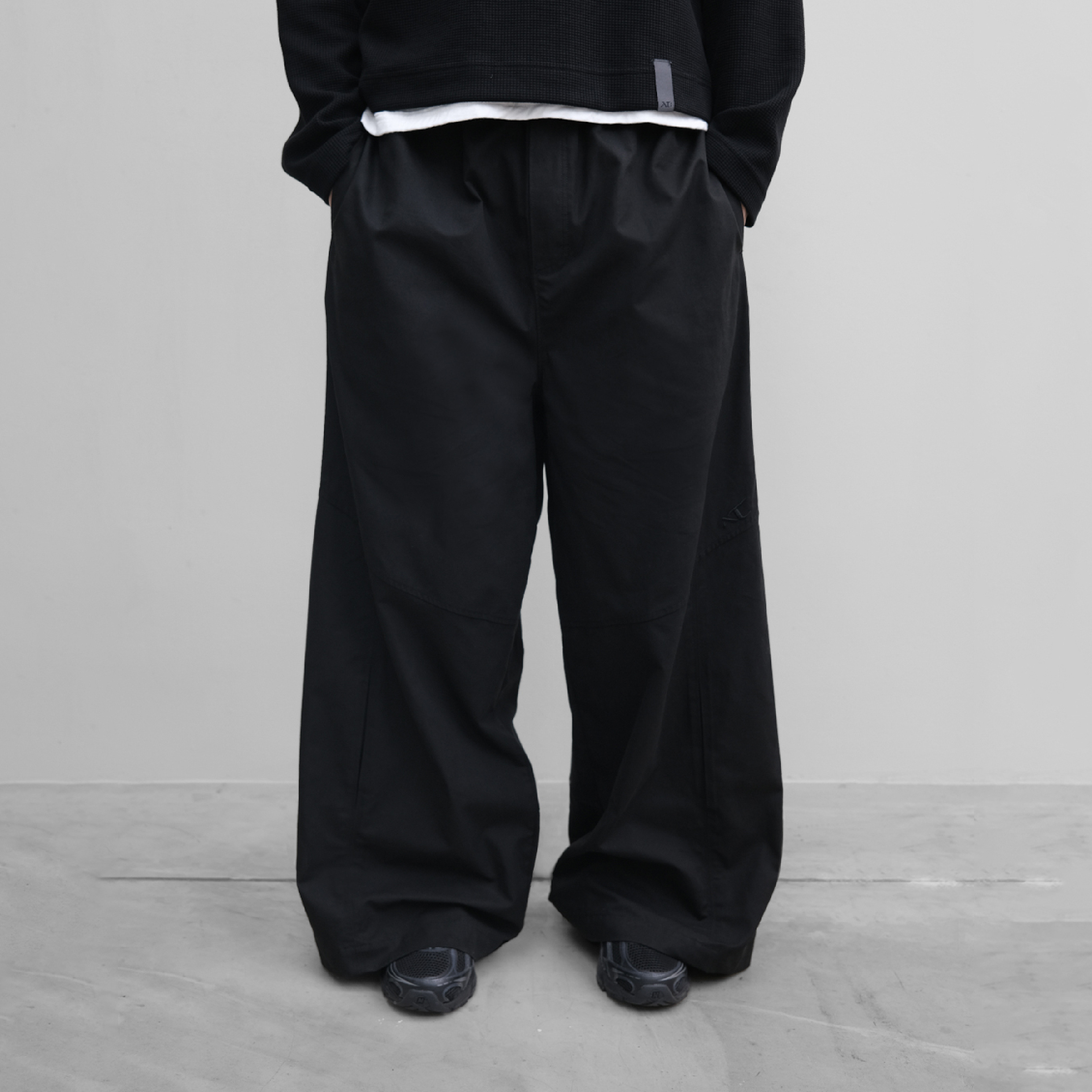 Anonymous Talking Baggy Trousers 闊腿長褲