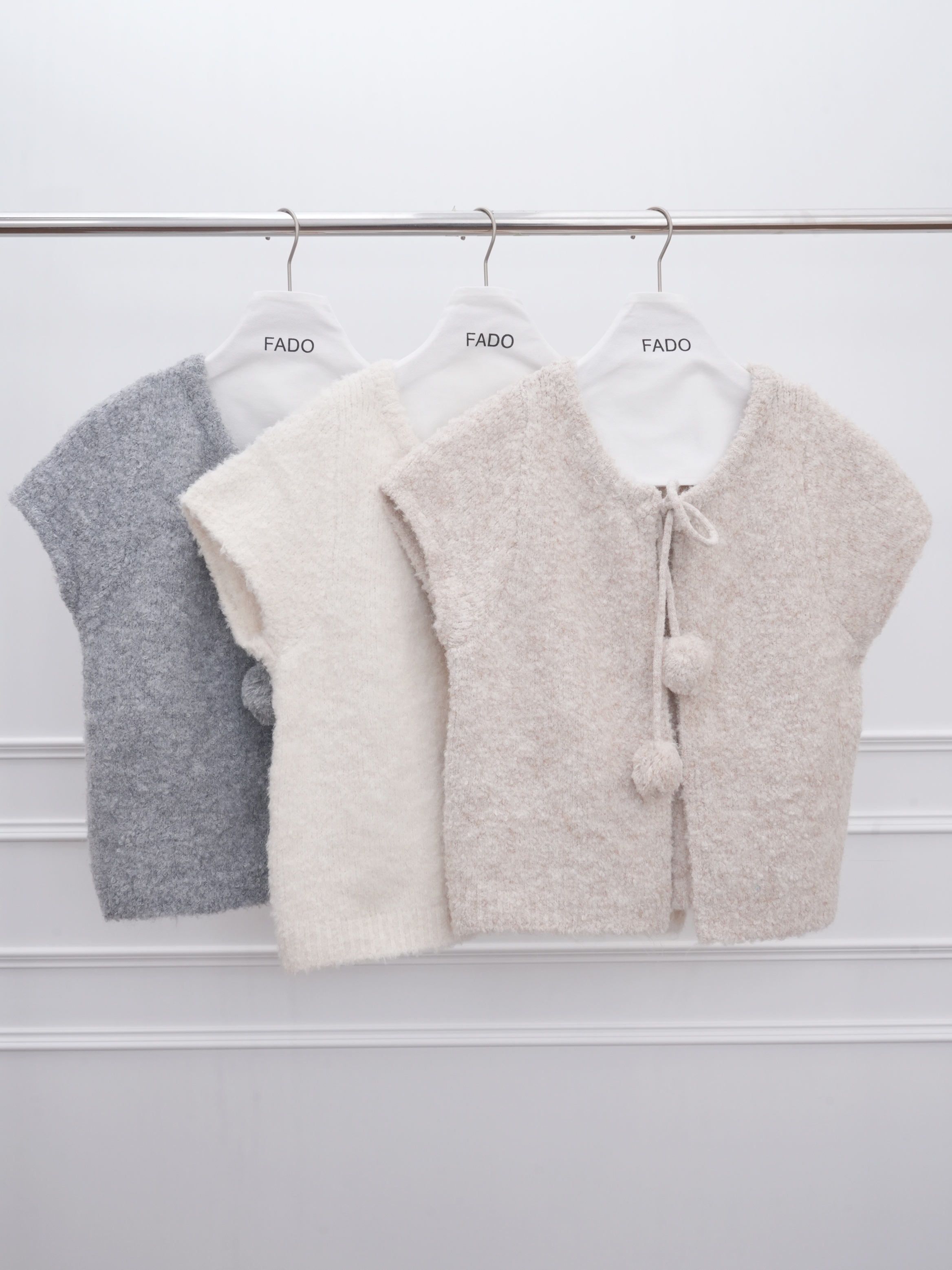 法朵Fado Shop｜綁帶毛球毛呢背心 1104035 三色