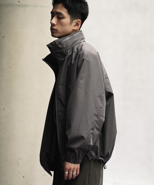 <超帥..平替始祖鳥> 日本 軟殼 防水 抽繩 夾克 兩色