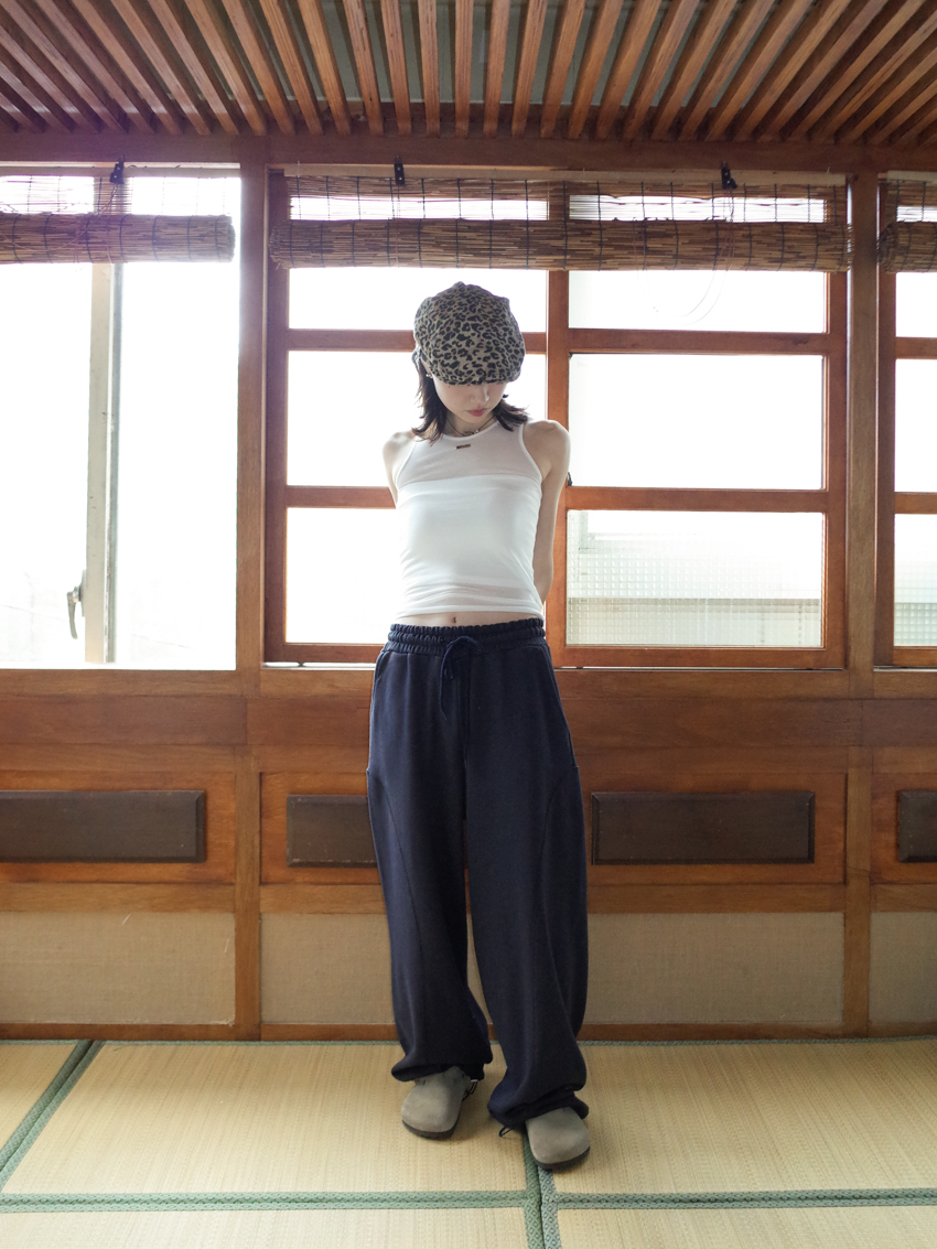 curved design tailored high-quality cotton trousers in NAVY