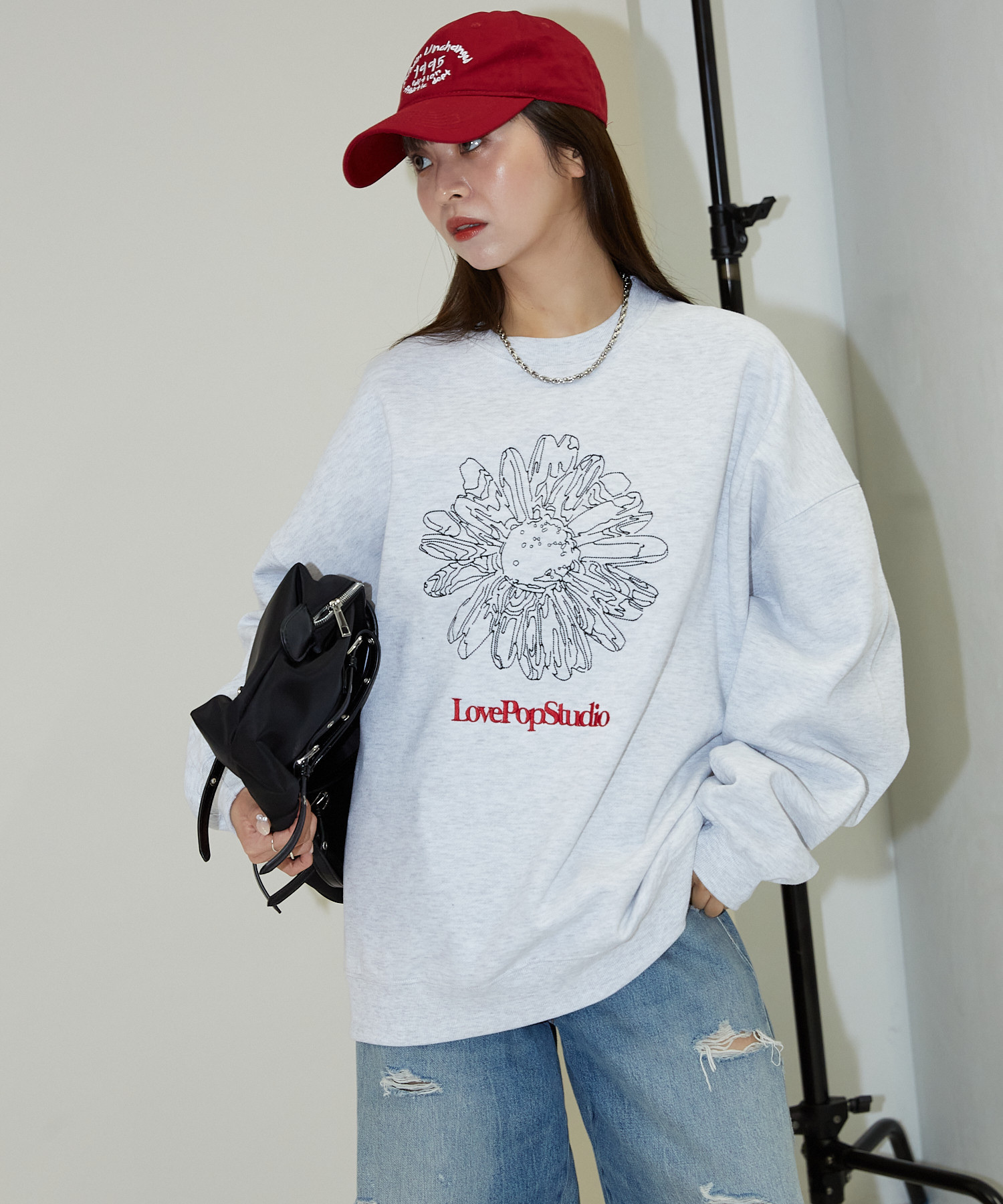 PUBLUX /  Lovepop studio Flower SWEAT