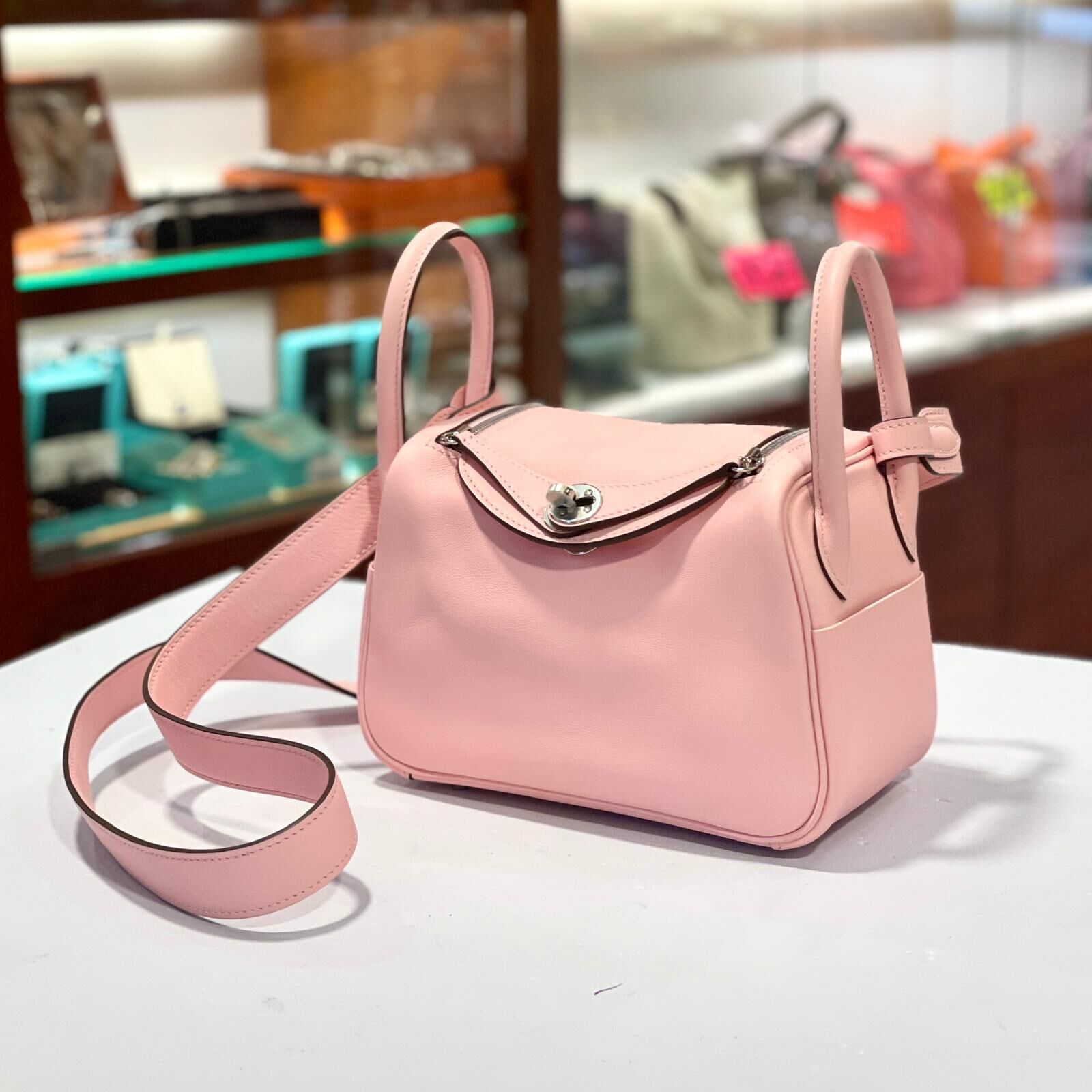 本週出位價👍Display~未使用品❣️MINI LINDY Z刻 3Q/ROSE SAKURA SWIFT PHW 櫻花粉銀扣 #愛馬仕 #BRAND NEW #香榭站正品