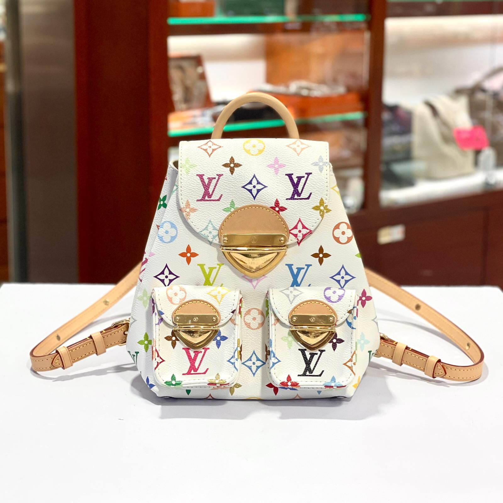 全新LV背包 M13081 LV X TM VENICE BACK PACK 白三彩村上隆金扣 #波士頓包 #BRAND NEW #香榭站正品