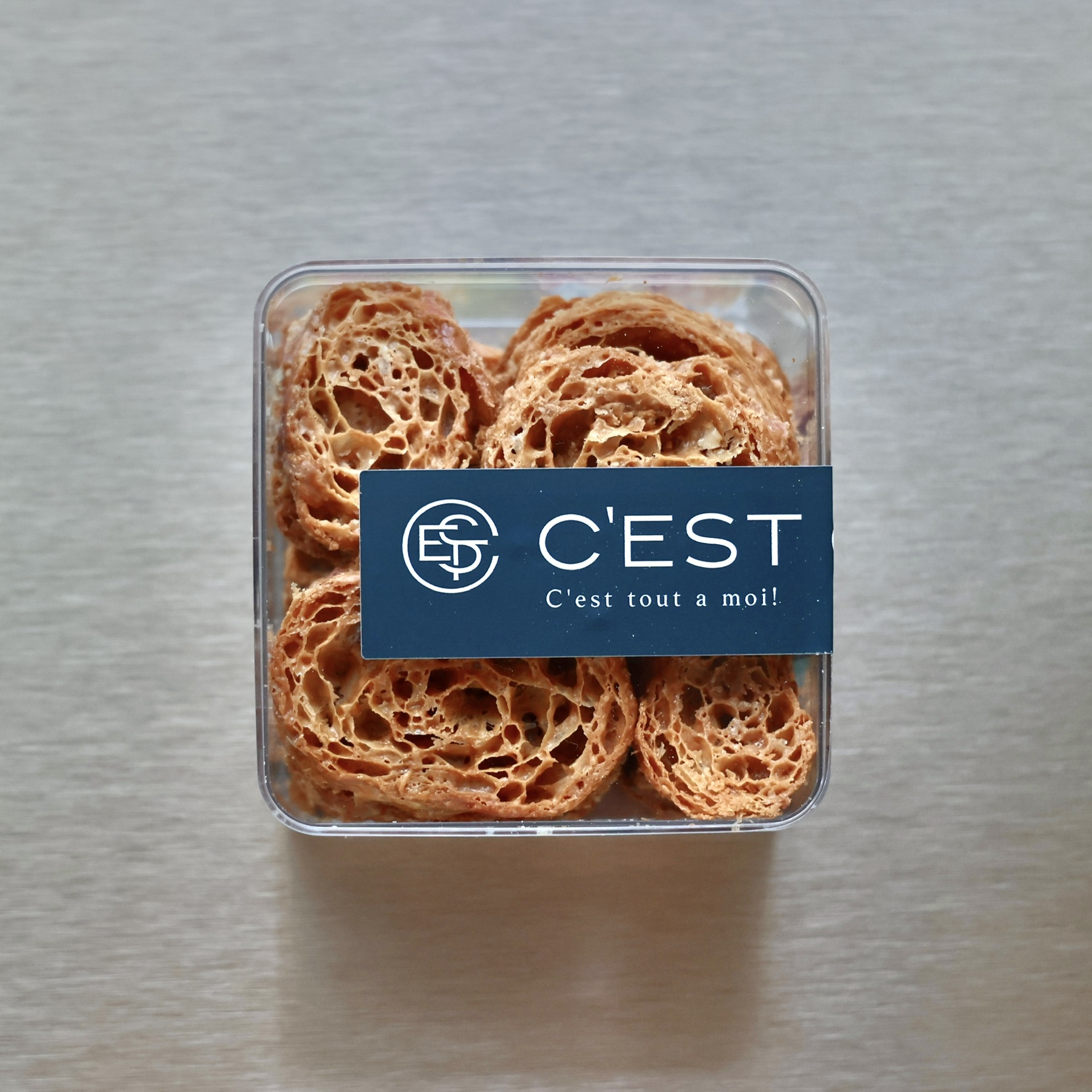 垮滋 (可頌餅乾) /盒