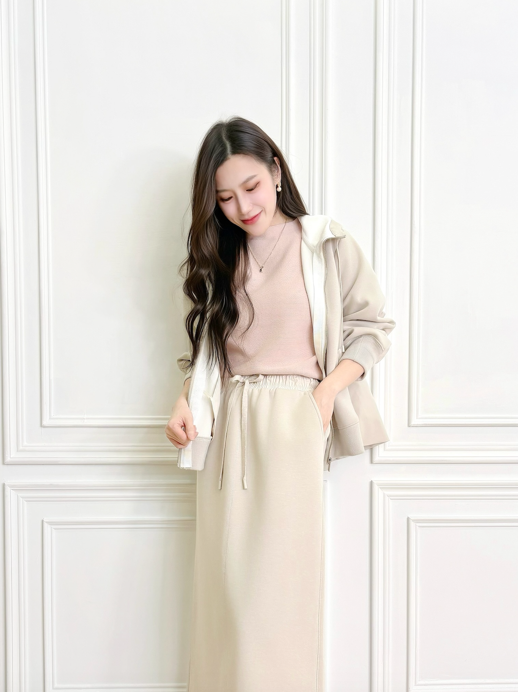 超舒適!棉料帽T+窄長裙SET