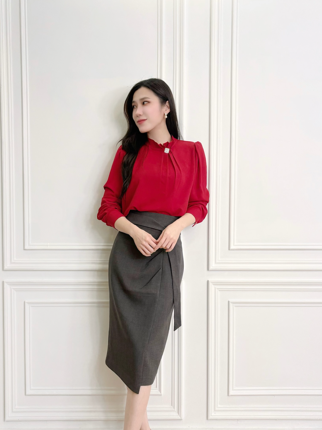 立領打褶方鑽釦上衣