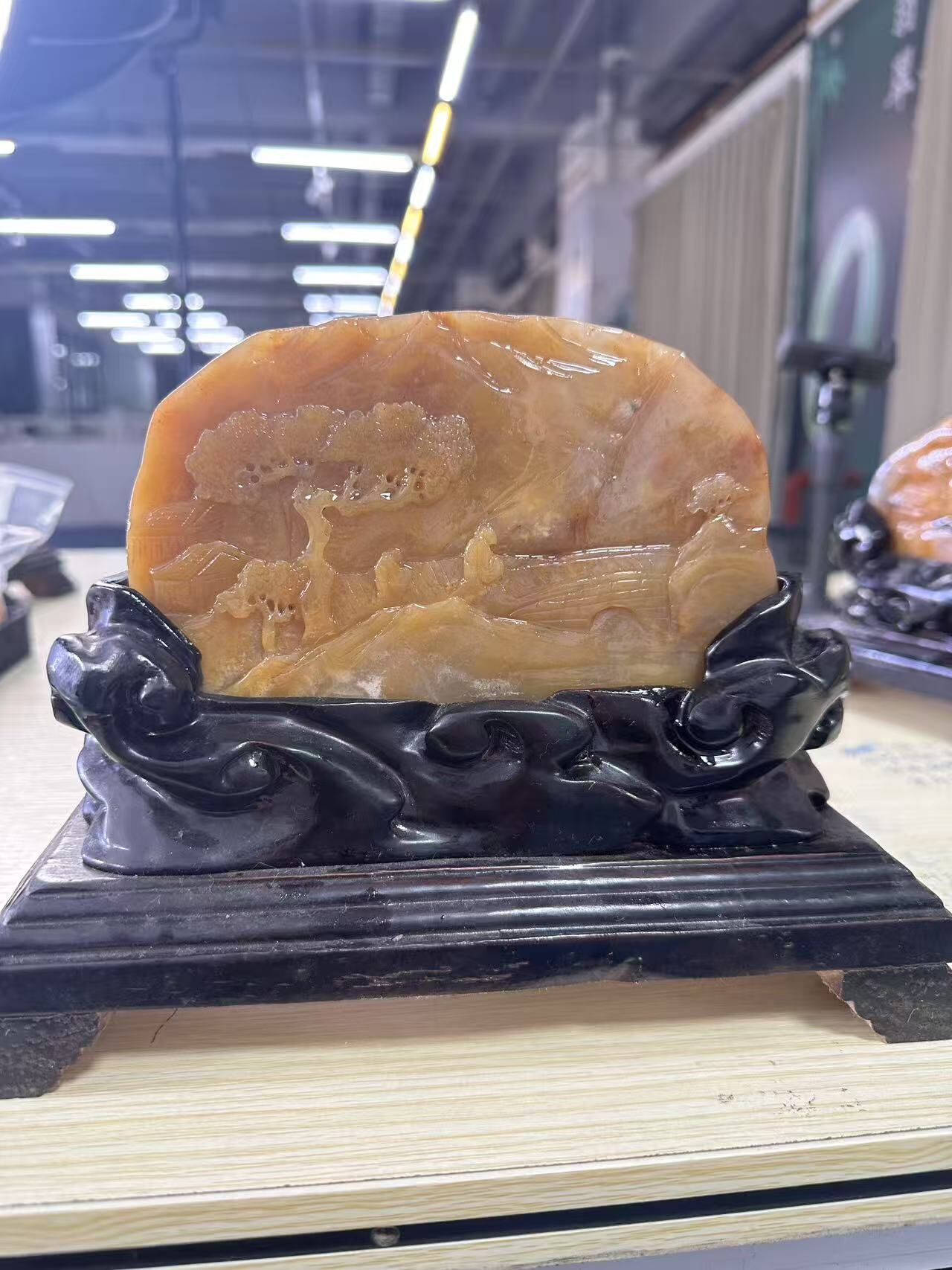 UR174 K3 黃龍玉擺件