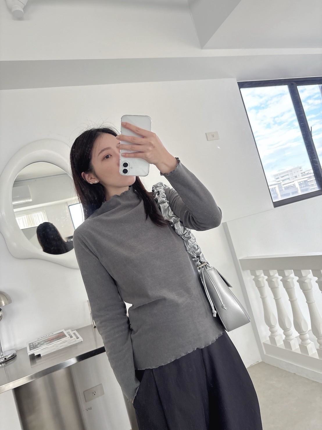 靜柔系・波浪袖口磨毛內搭