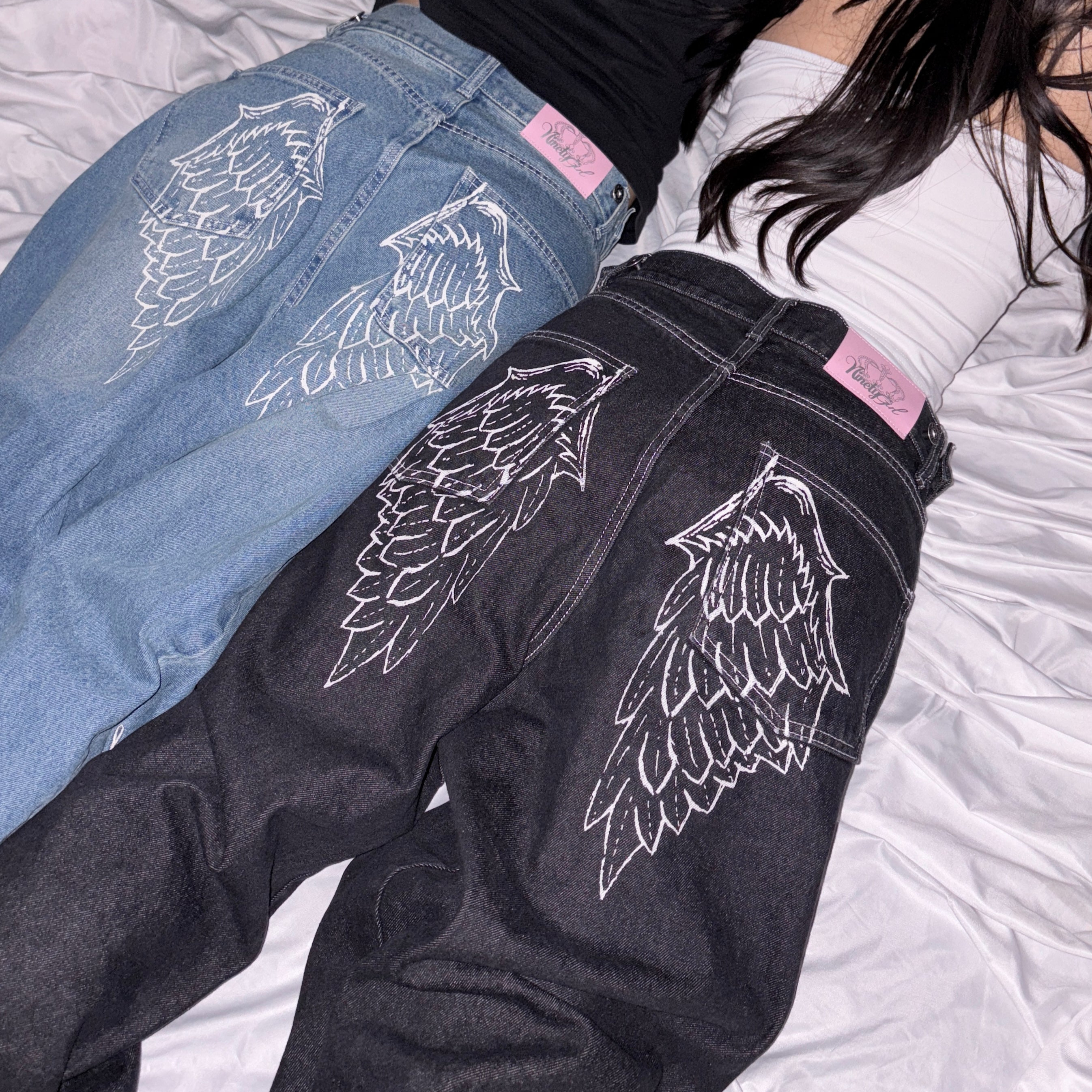 Feather logo Studs Buggy Denim Pants