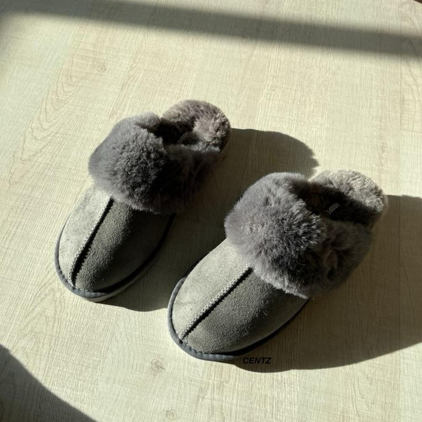 韓國 Shoopen Suede Warm Slippers