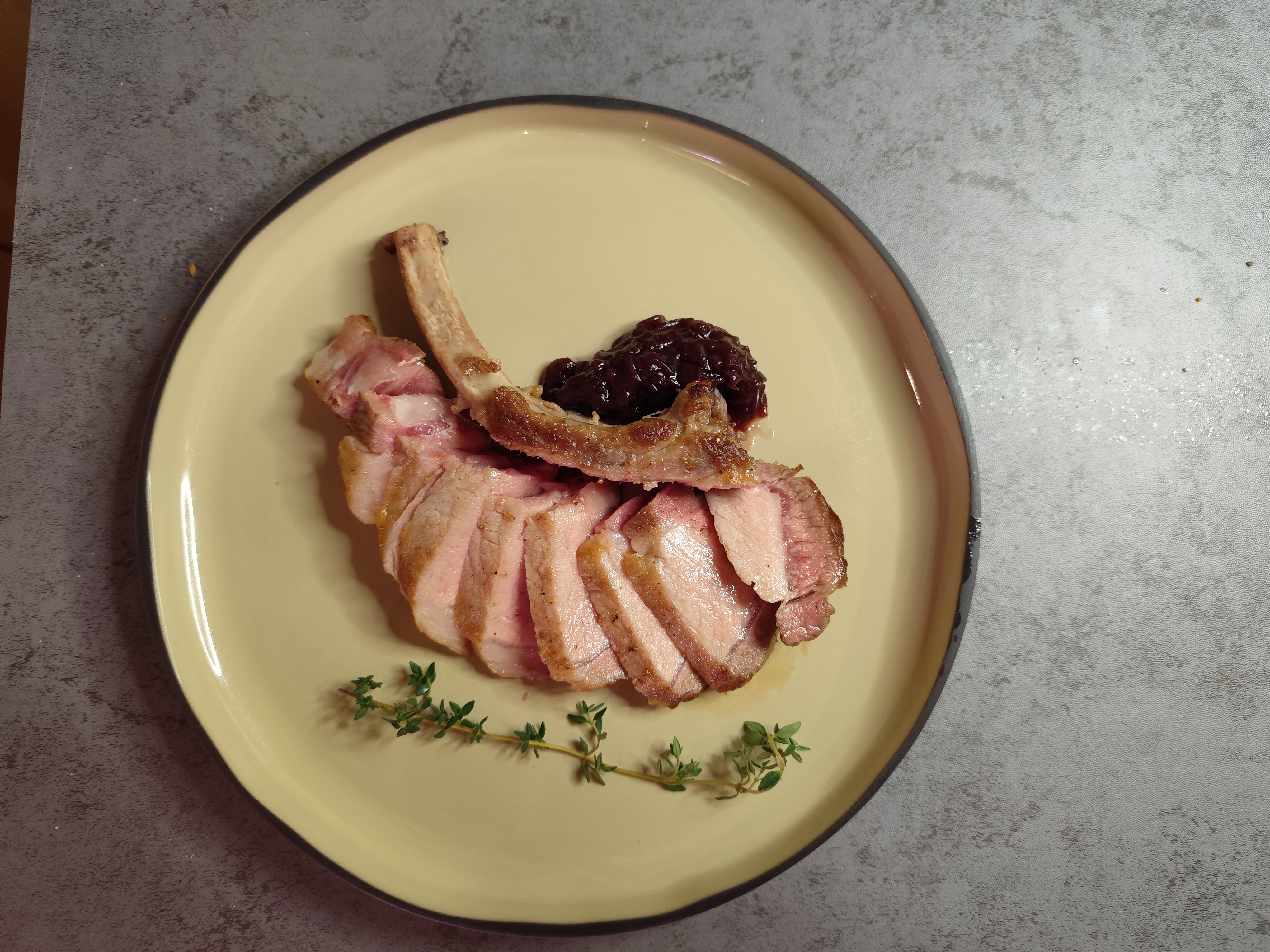 慢煮西班牙伊比利亞豬鞍架