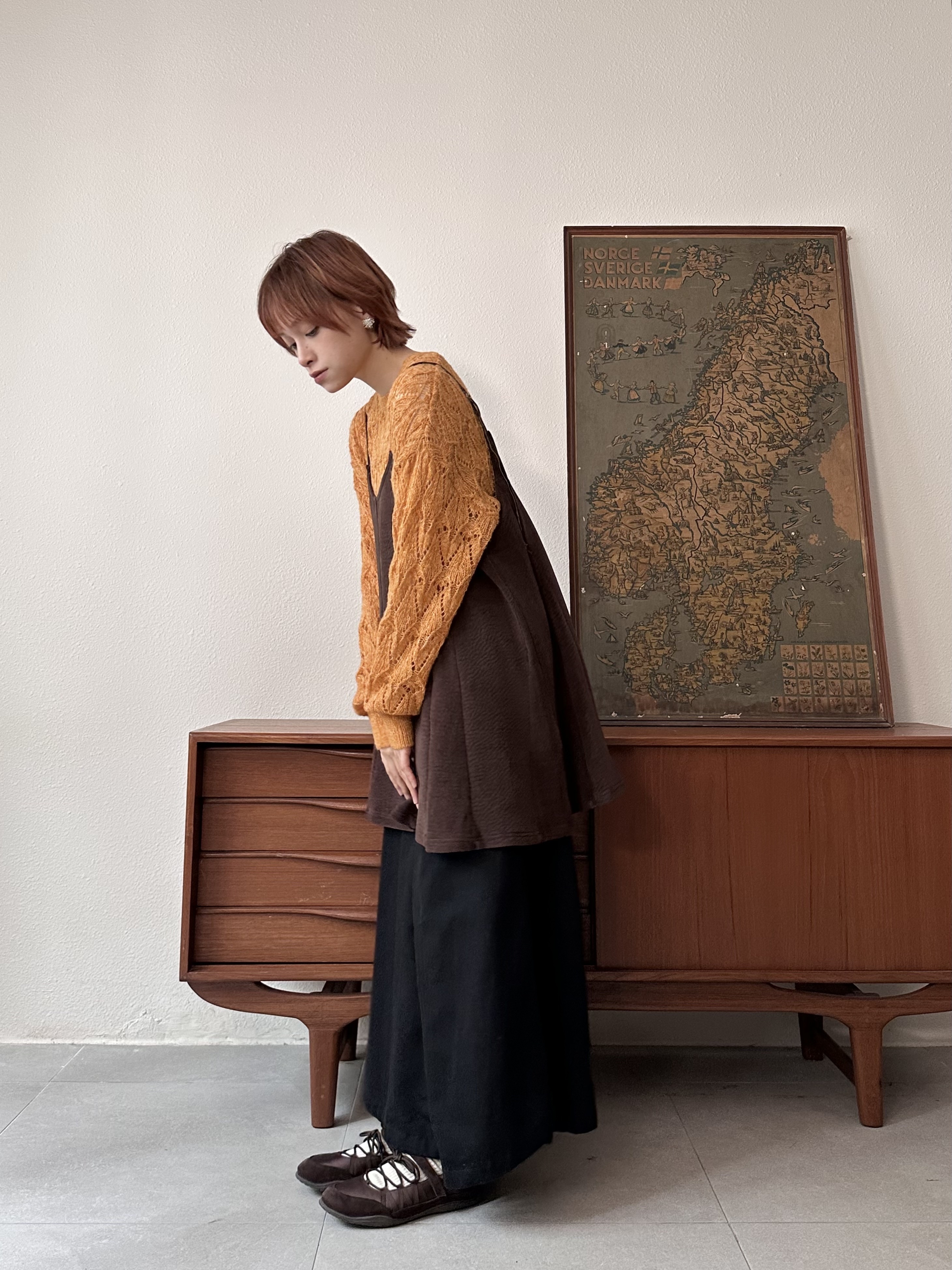 活潑高飽和色系～縷空針織上衣 - SW61944