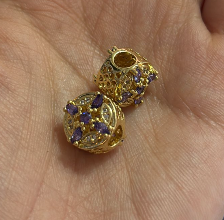 260131 - C86 潘潘金色圓形坦桑菱格隔珠1粒