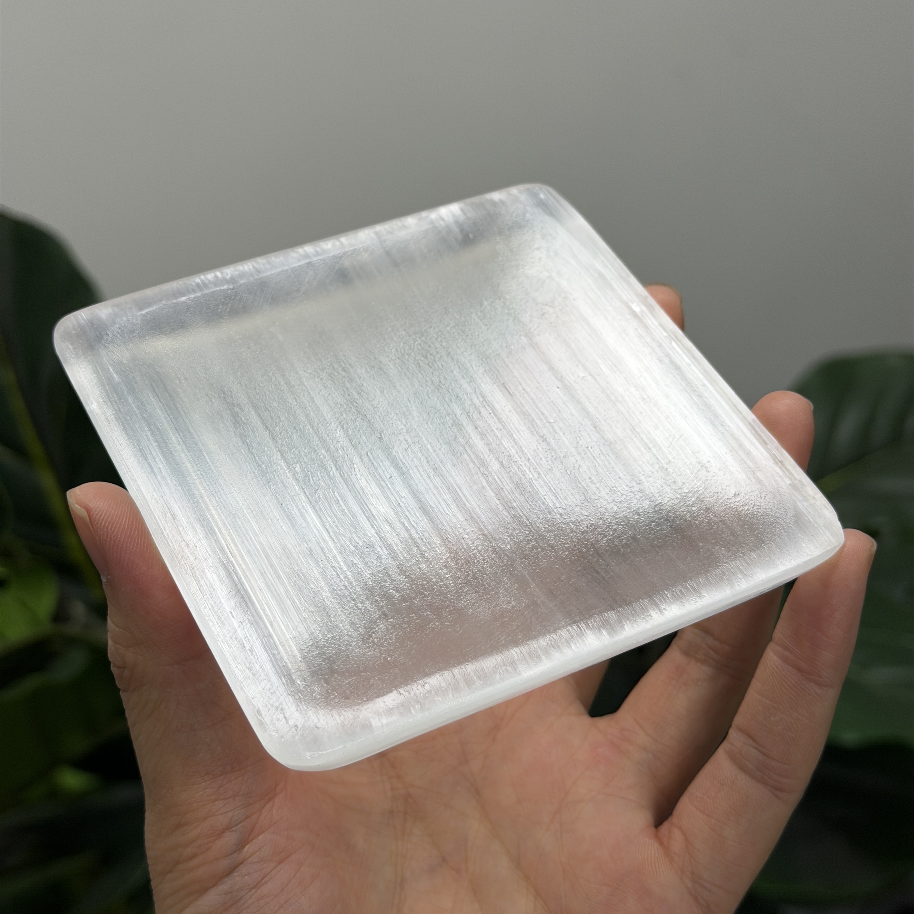 貓眼石膏碗 10cm (隨機發貨）