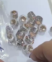 260131 - C95 潘潘銀色圓形茶色隔珠1粒