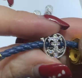 260131 - C98 潘潘銀色圓形CH隔珠1粒