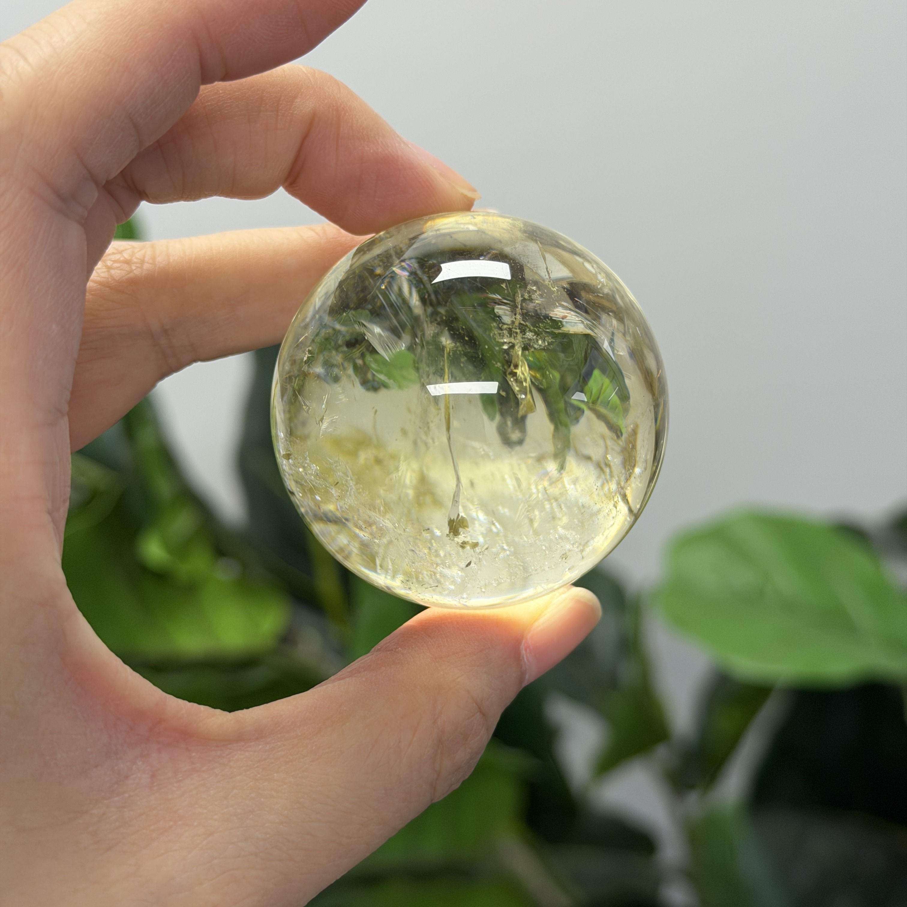 黃水晶球 4.7cm C1813