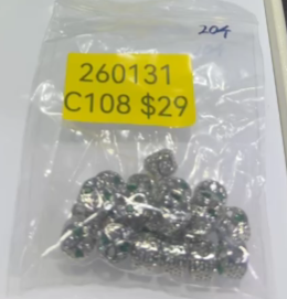 260131 - C108 潘潘銀色圓型綠infinity隔珠1粒