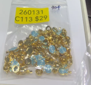 260131 - C113 金版藍波板糖隔珠一粒