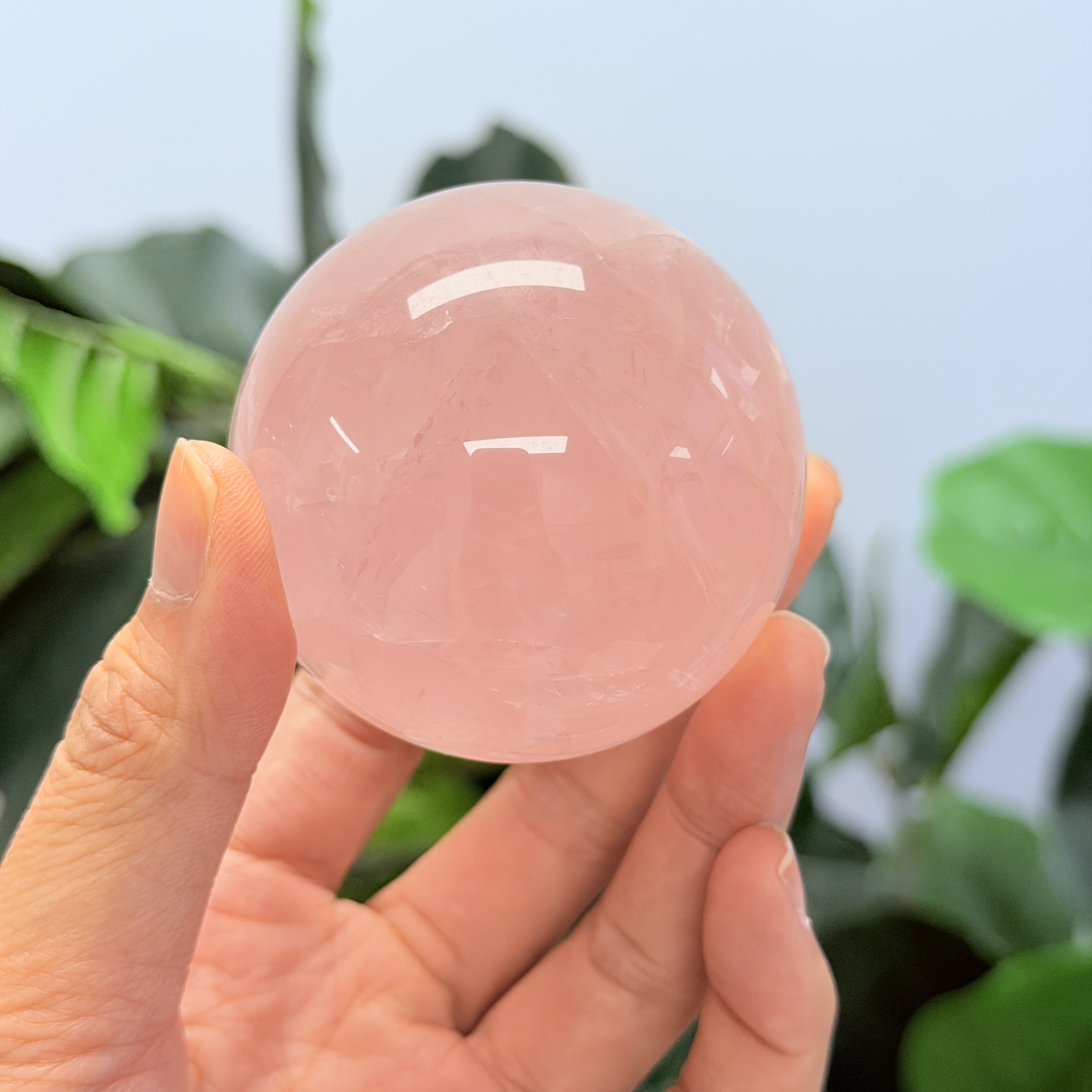 高級數粉晶球 5.8cm MP1718