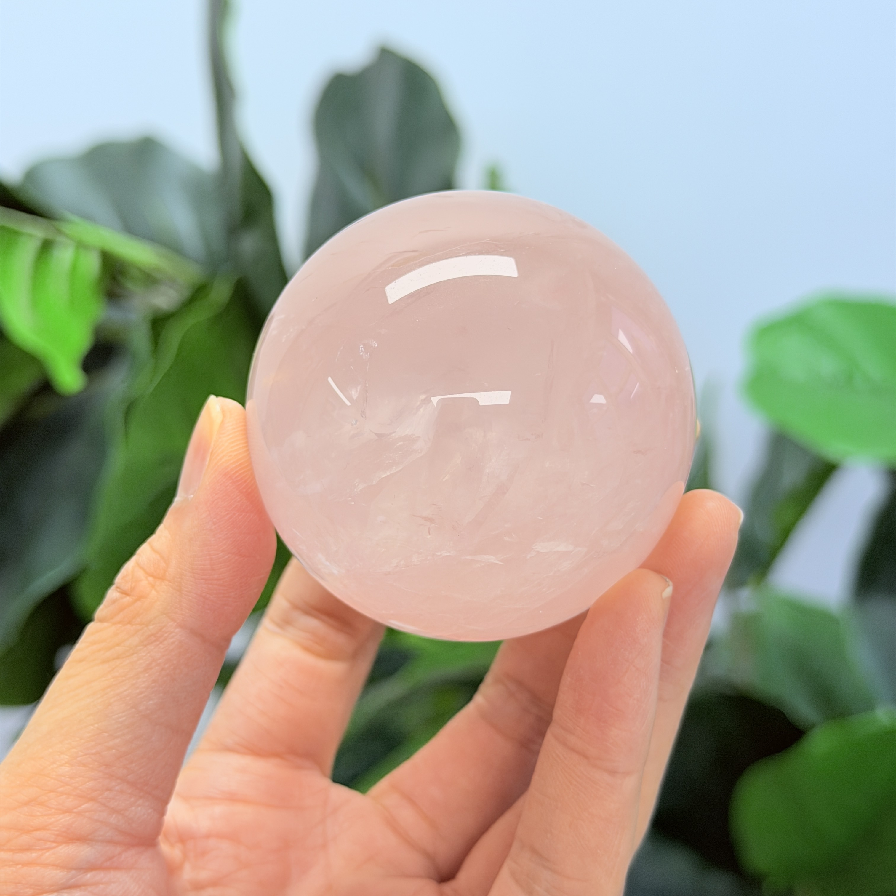 高級數粉晶球 5.8cm MP1718