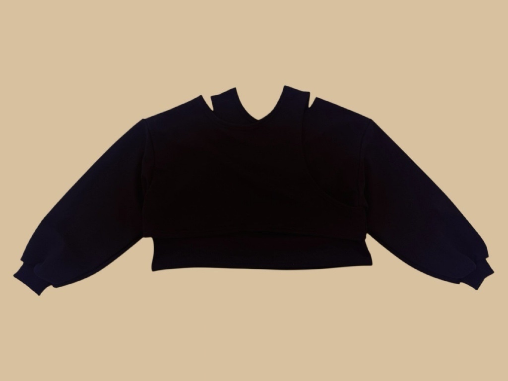 正韓春doredore 設計感挖肩上衣