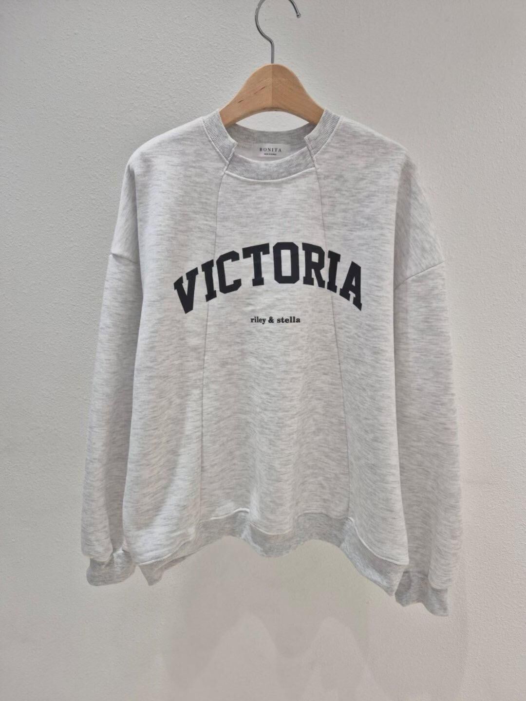 H847 落肩字母衛衣 現貨