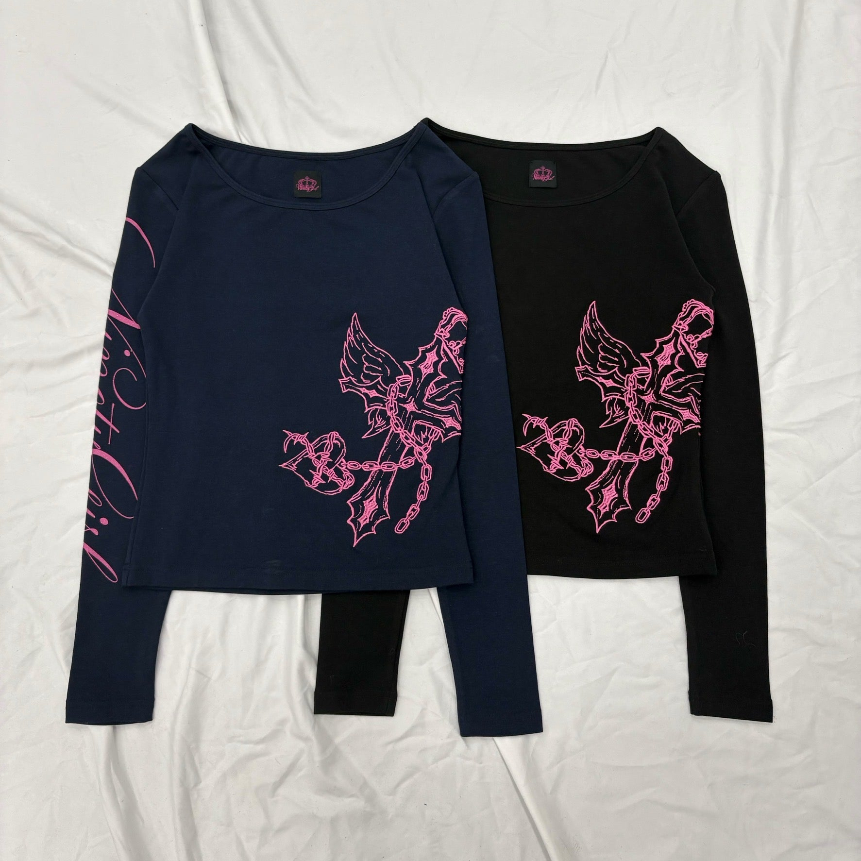 Cross Logo Off-shoulder L/S Tee