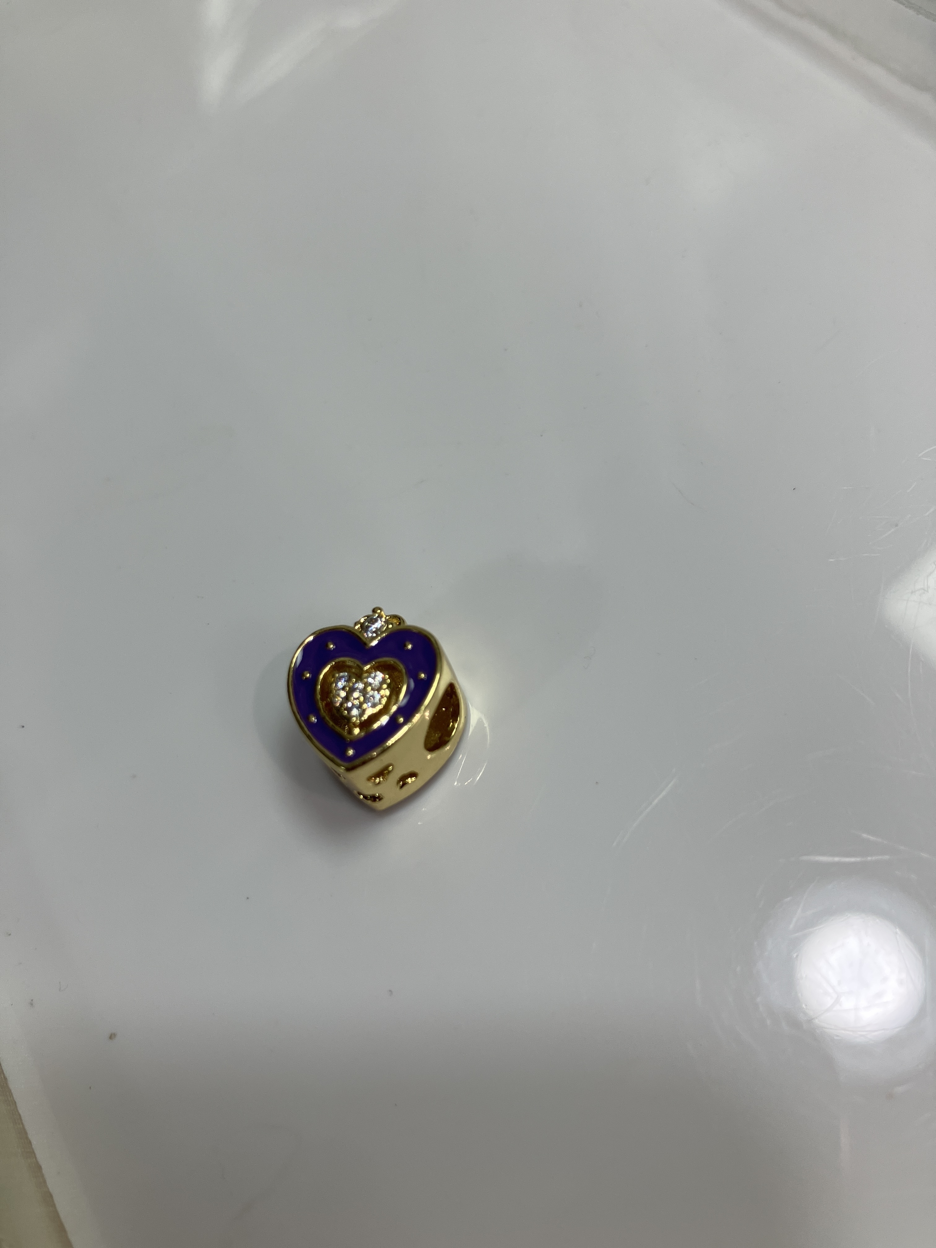 260131 - C138 潘潘金色心形紫色隔珠一粒