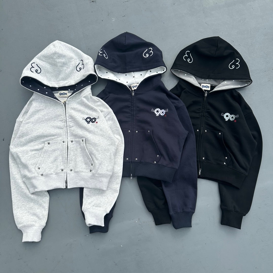 90 Logo Dot Zip Hoodie