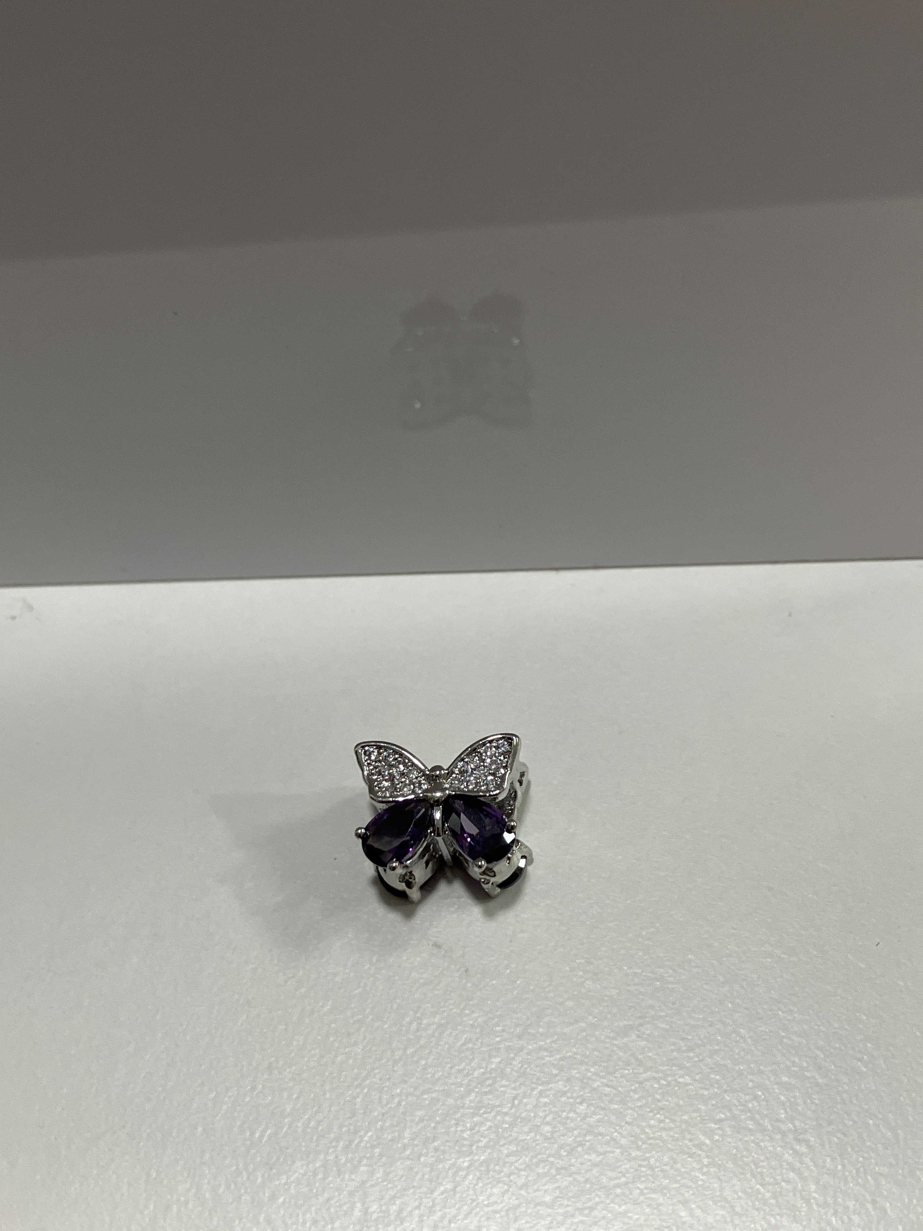 260131 - C112 潘潘銀色蝴蝶紫白鑽隔珠一粒